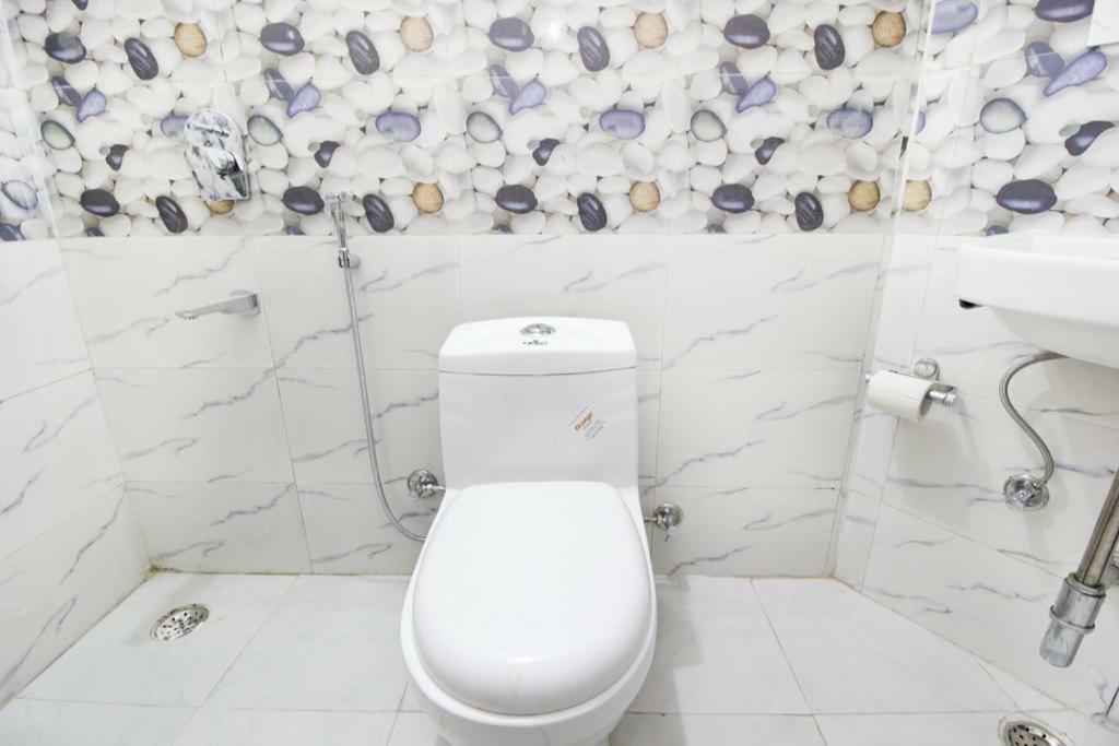 Hotel Wti Airport Grand Delhi Ню Делхи Екстериор снимка